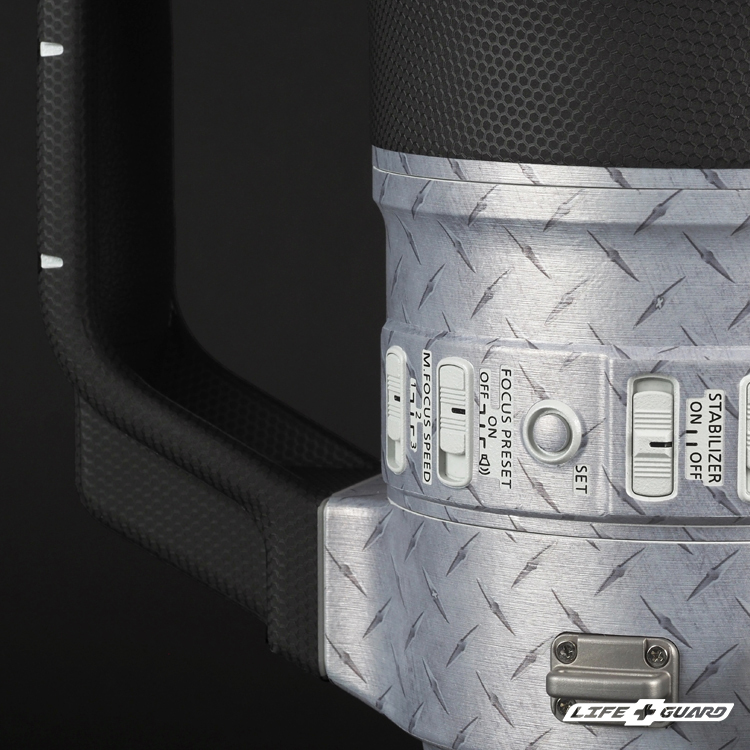 Canon RF 800mm F5.6 L IS USM 貼膜質感，按鈕特寫，LIFE+GUARD 設計風格