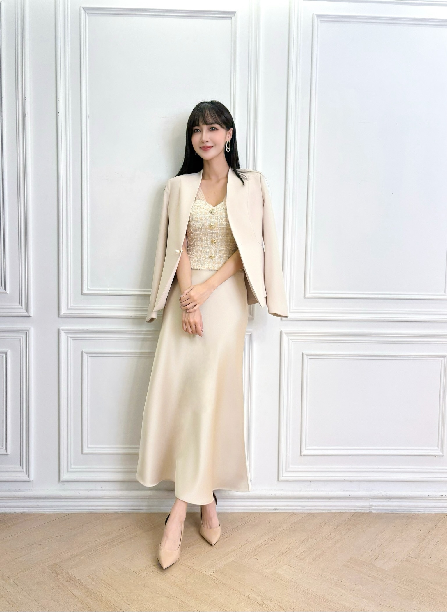 秋冬百搭!絲滑光澤長裙