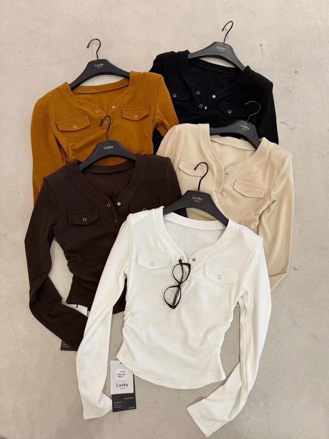 7981 側收腰假口袋上衣