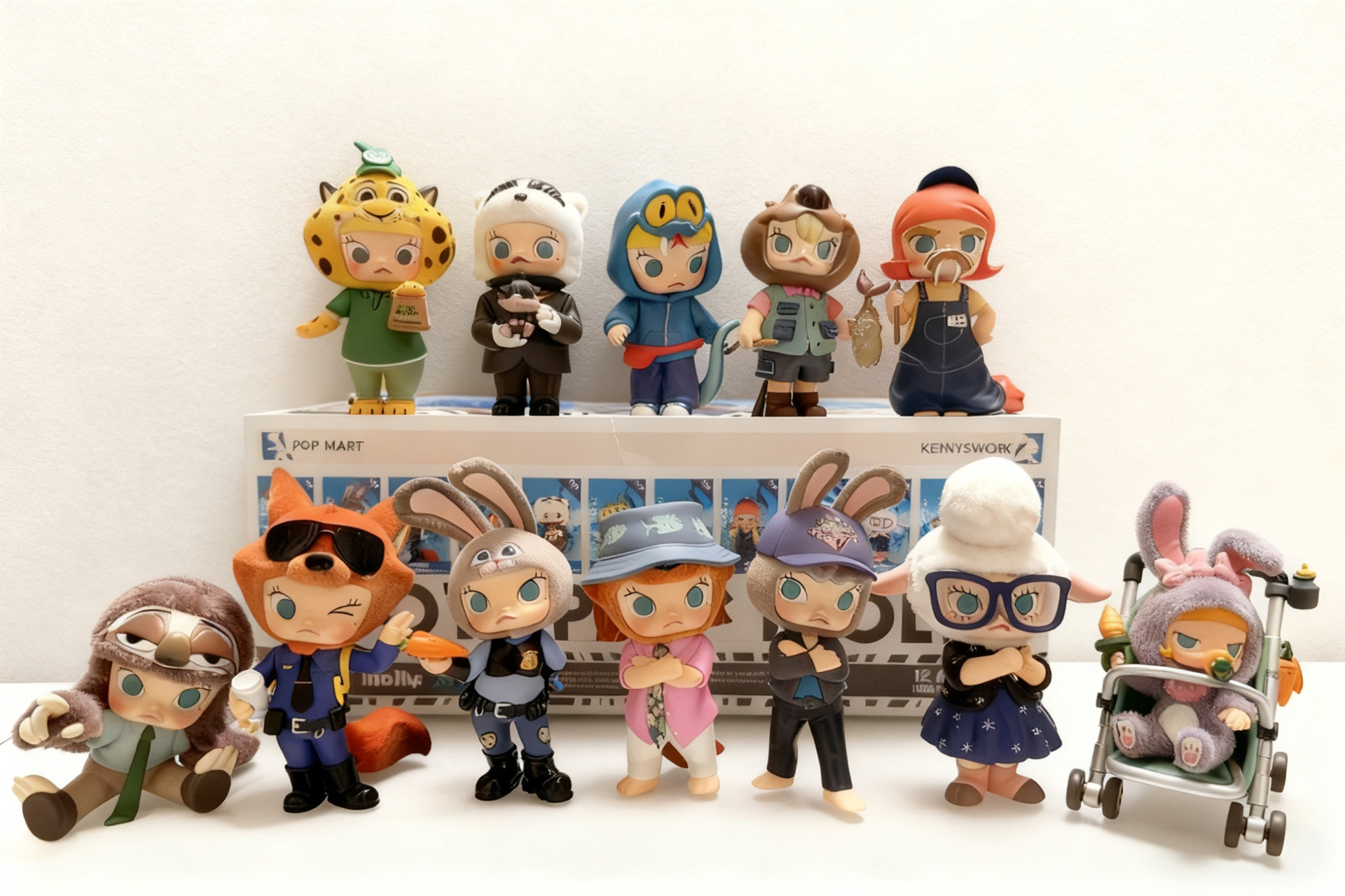 代購-泡泡瑪特 POP MART MOLLY×動物方程式 聯名系列卡通  盲盒類 單個盲盒/整盒12個