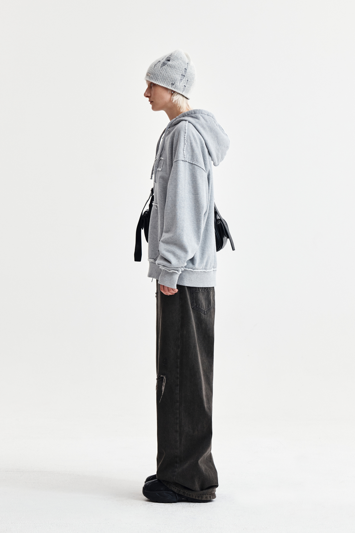 RAW CUT APPLIQUE HOODY ZIP UP IN GREY