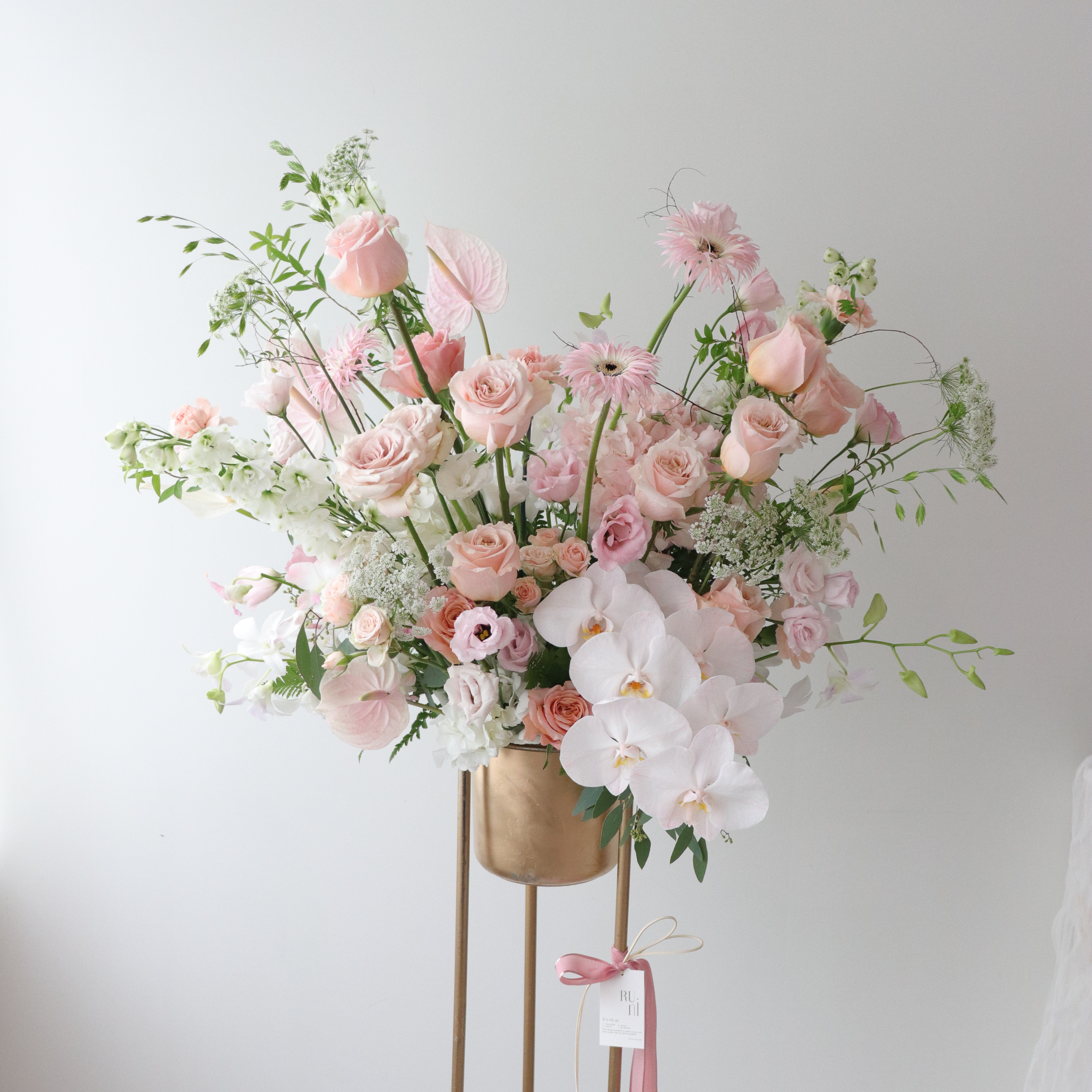 花漾盛世-粉色系高級鮮花高架花籃