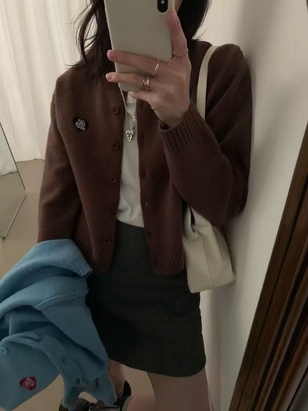 5249 刺繡愛心針織外套