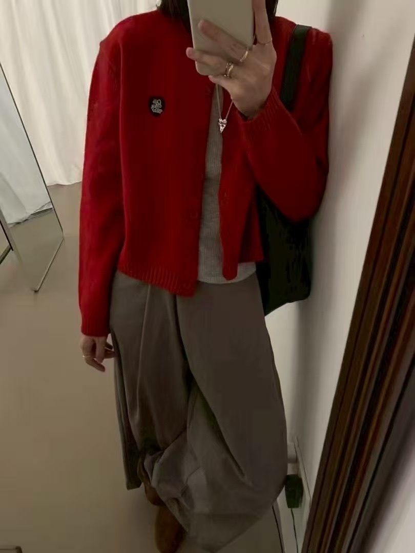 5249 刺繡愛心針織外套