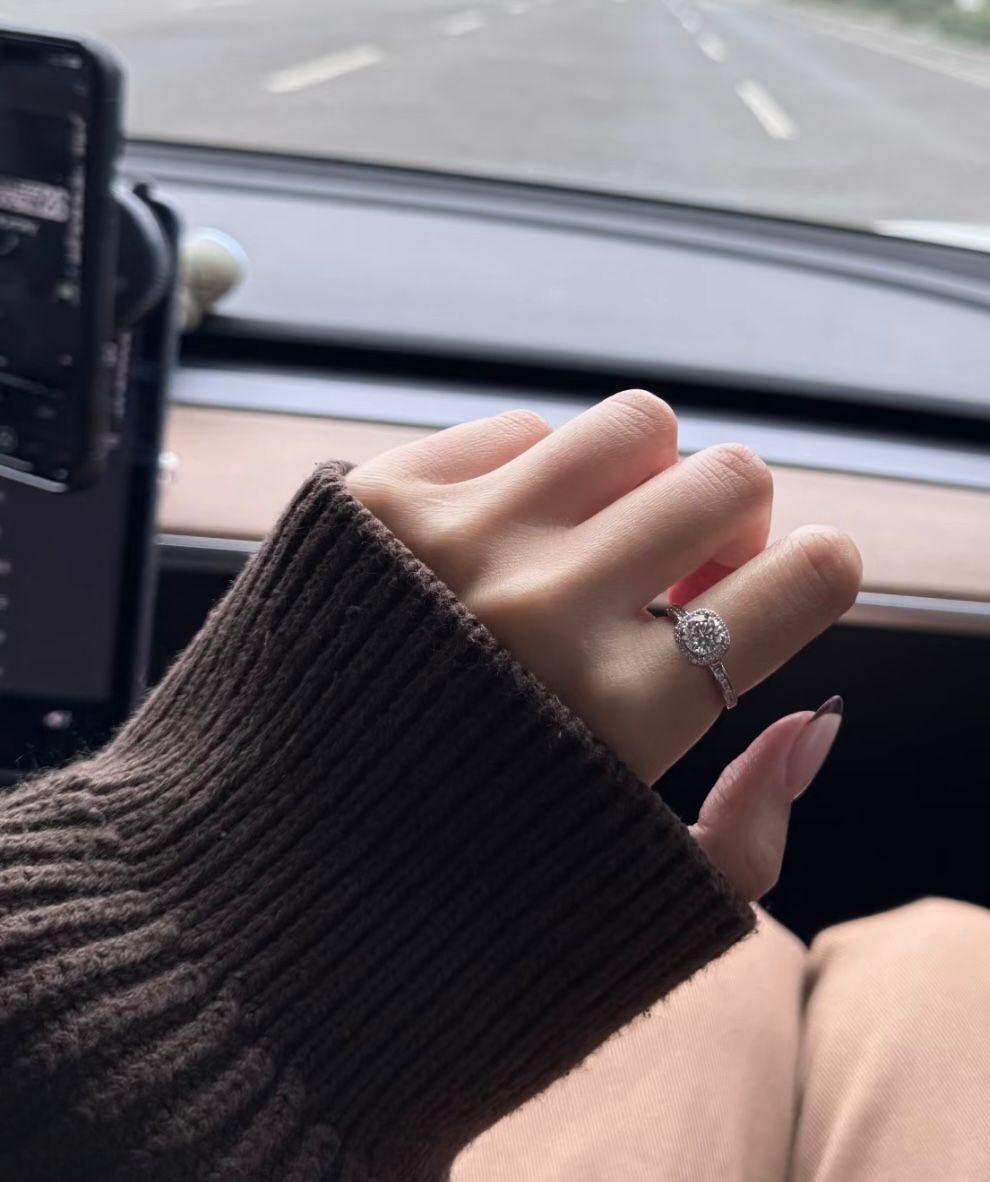 【預購】K120405 莫桑石方糖戒指