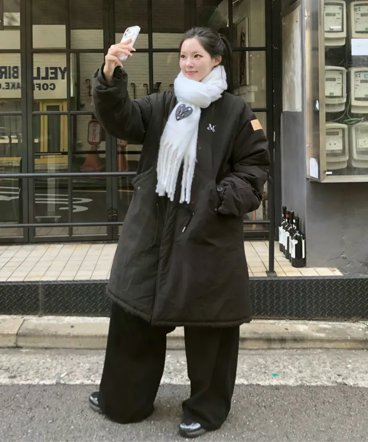 本週限時接單!! 韓國🇰🇷連線 MUCENT 皮革愛心流蘇圍巾 卯丁 蓬鬆感 5色(任買兩件711免運)/預購