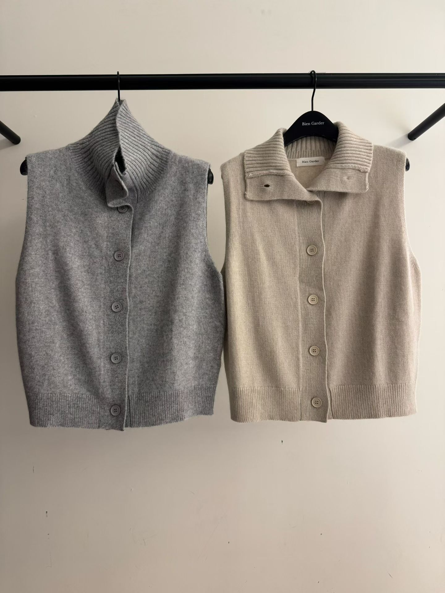 BG5354 排扣開領軟綿背心