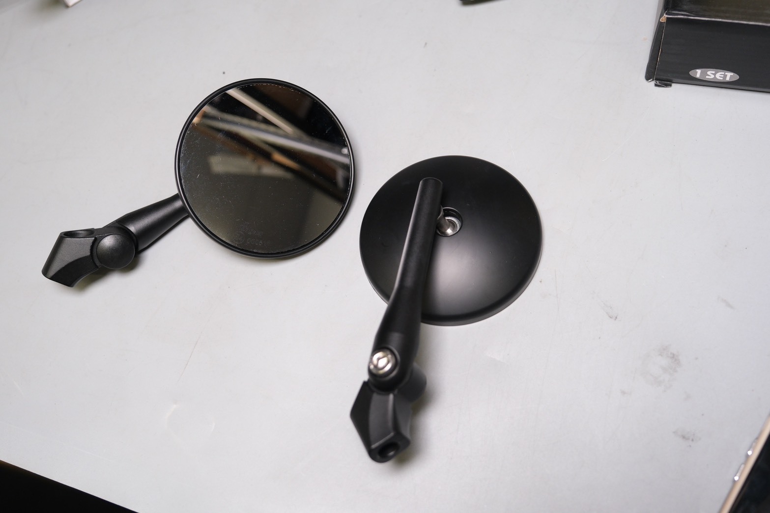 二手品 MAGAZI 1904 短版車鏡