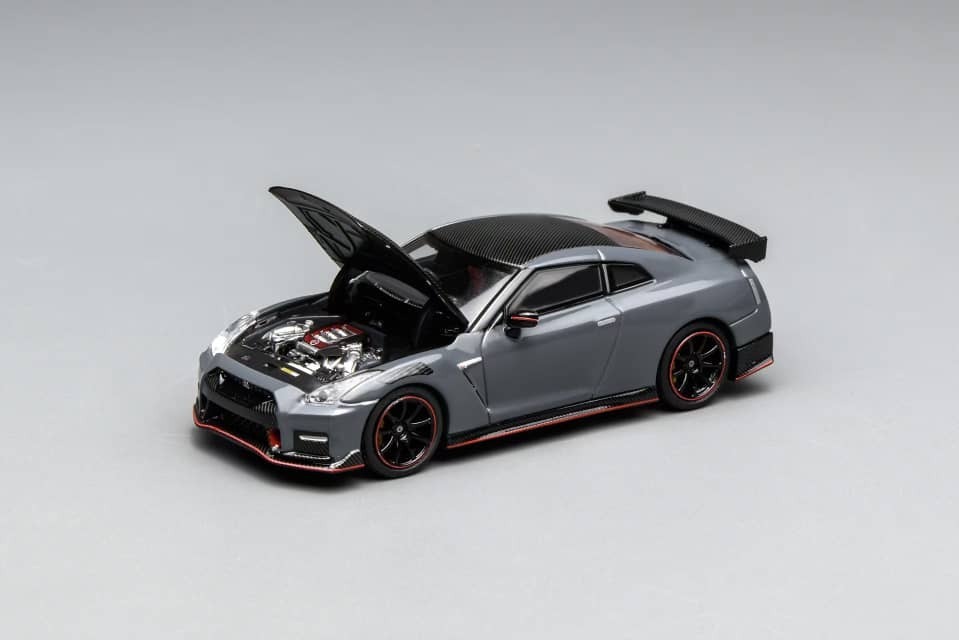 PO-$180 * MOTORHELIX * 1:64 NISSAN GT-R R35 NISMO SPECIAL EDITION 2022 STEALTH GREY