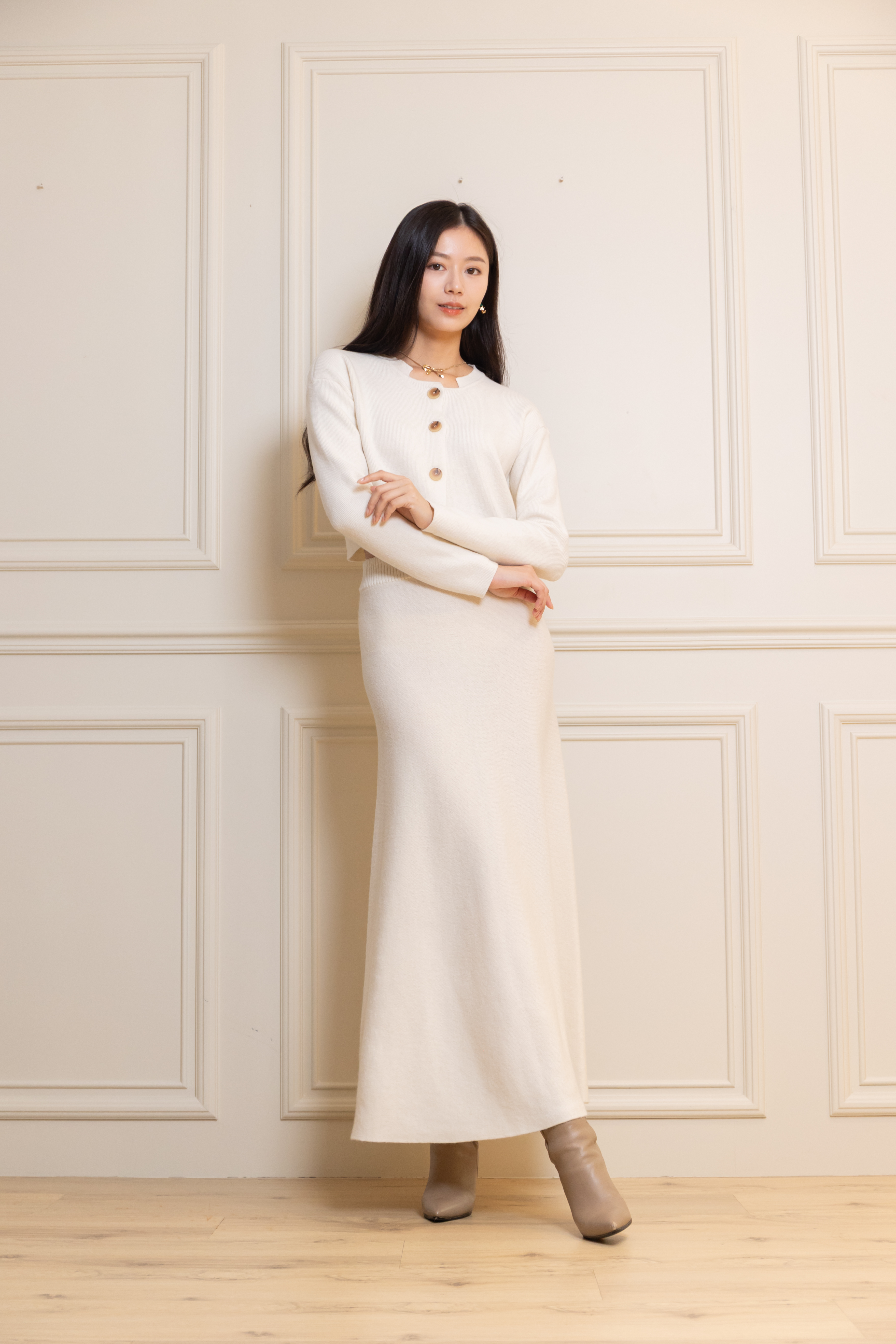LIVIANA CONTI 羊絨針織裙(米白)