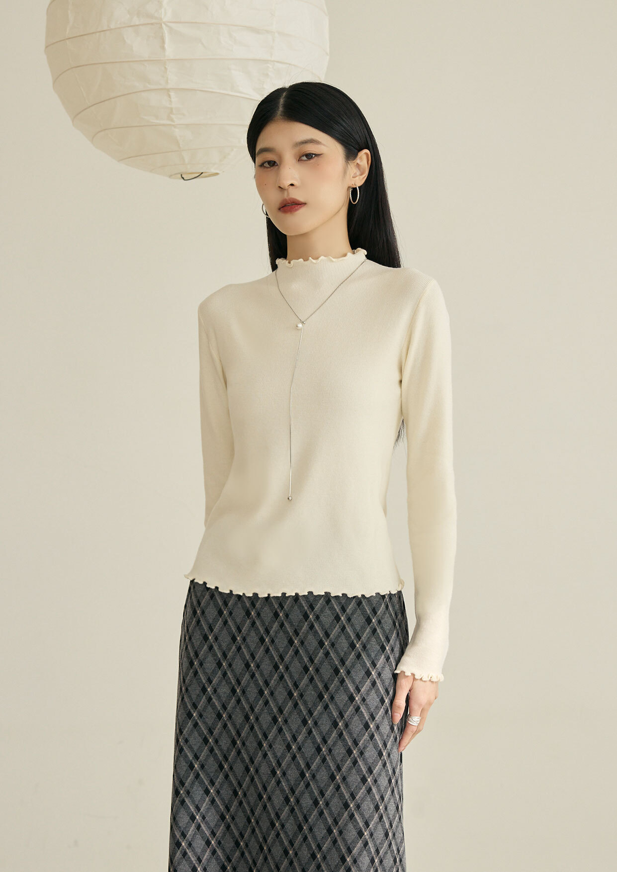 多色木耳邊針織內搭上衣