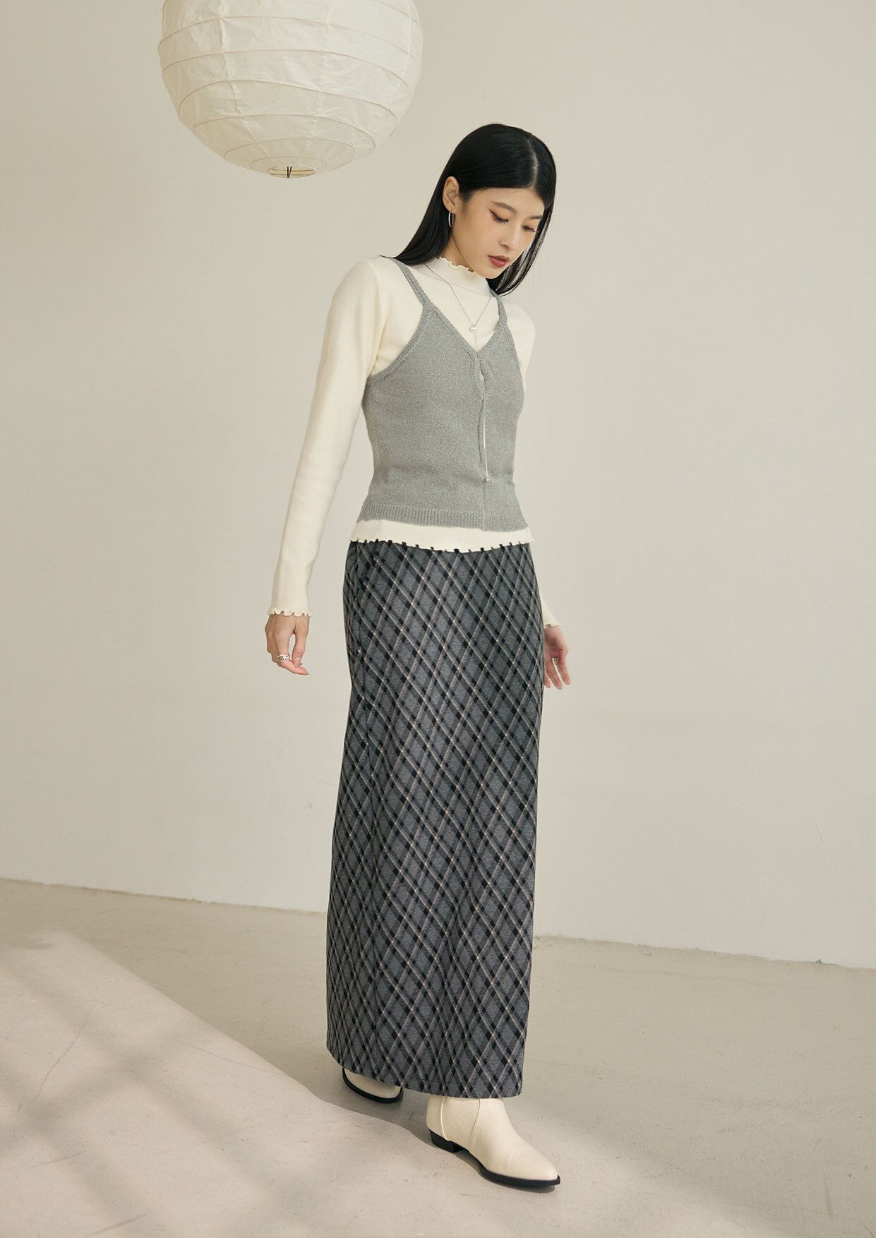 多色木耳邊針織內搭上衣