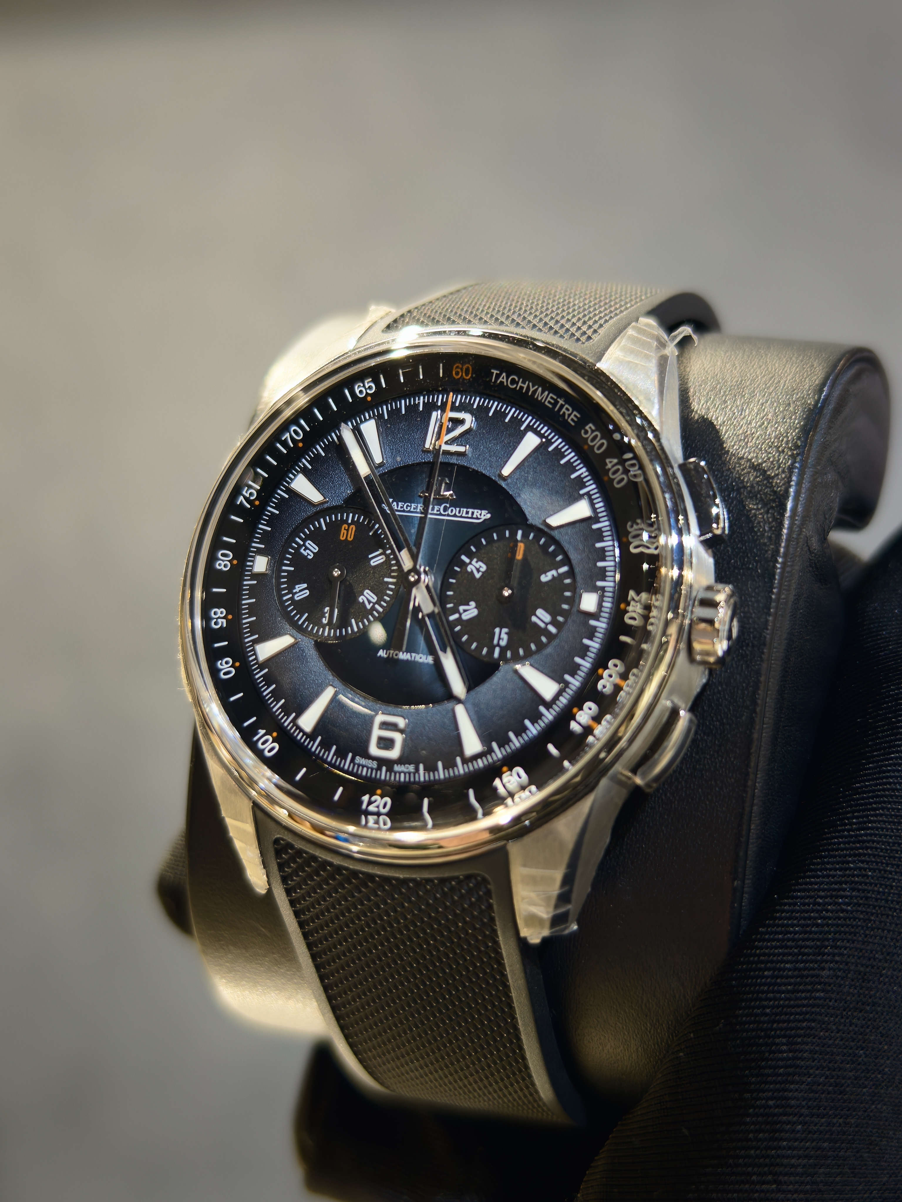 BRAND NEW JAEGER Q9028651 GREY DIAL STEEL POLARIS RUBBER STRAP 42MM