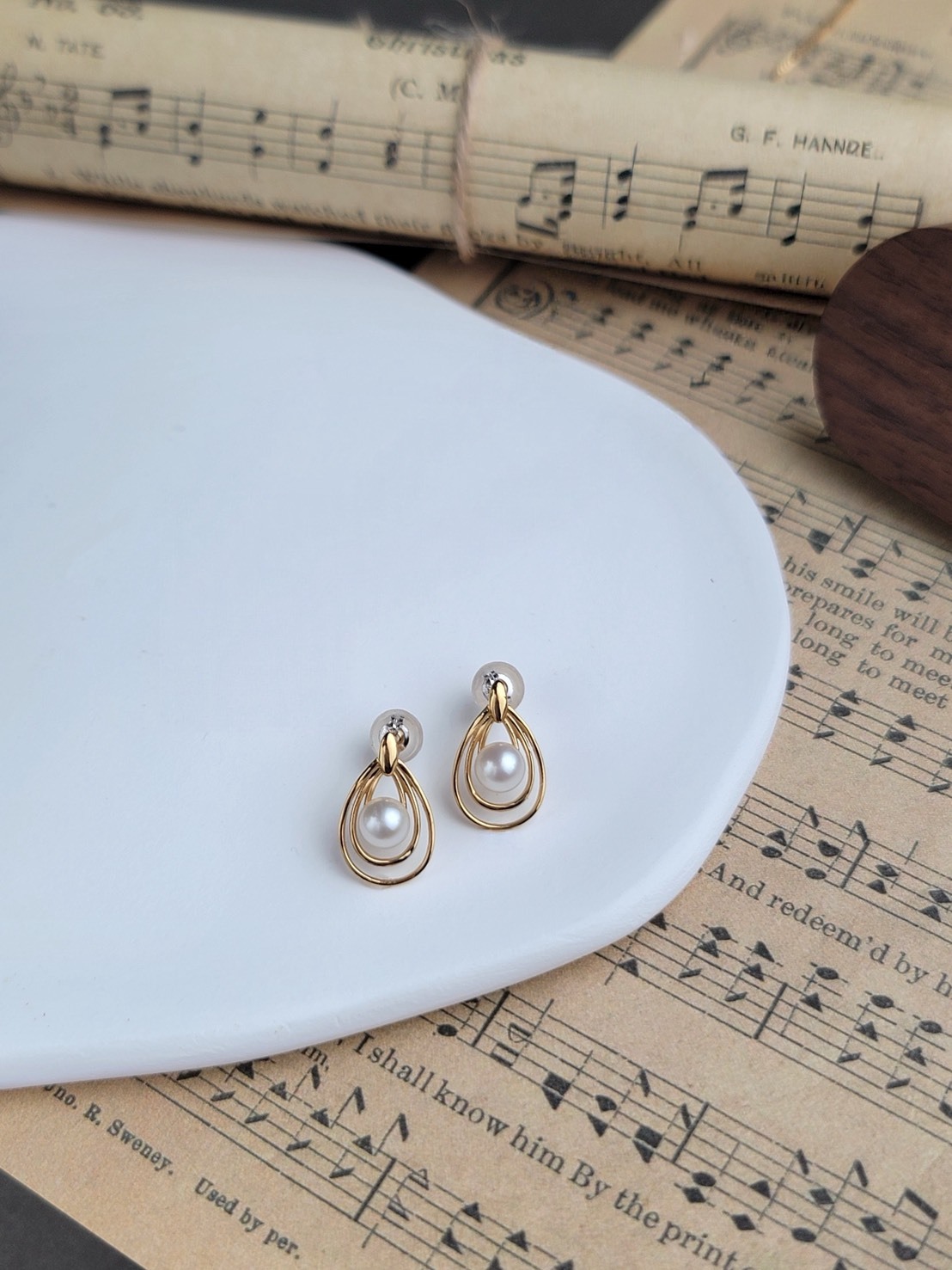 【me.luxe】SV18K日耀珍珠耳環