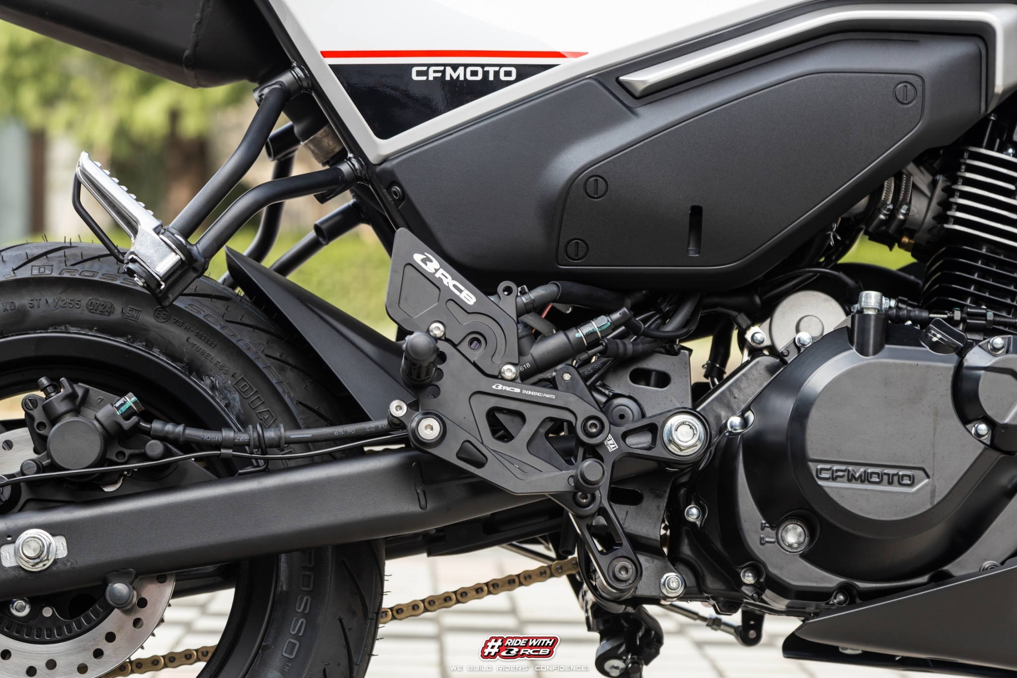 S2V2 腳踏後移 狒狒 XO-1