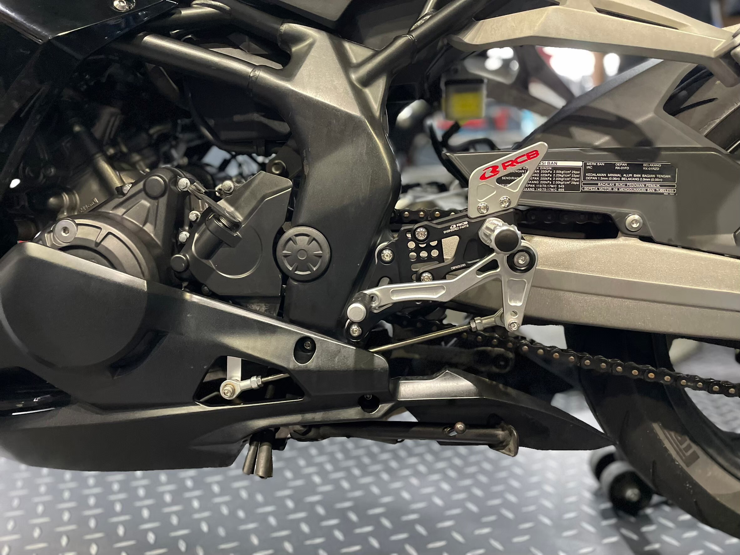 RS-1 競技腳踏 CBR250RR