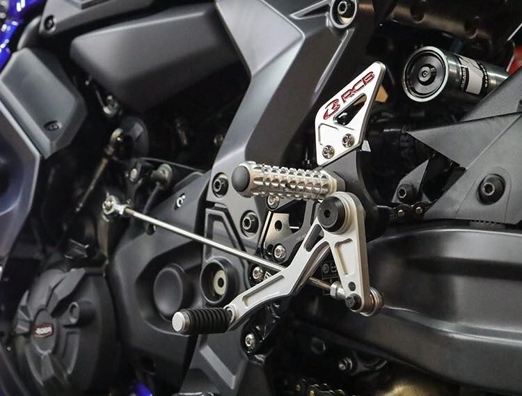 RS-1 競技腳踏 YZF-R7