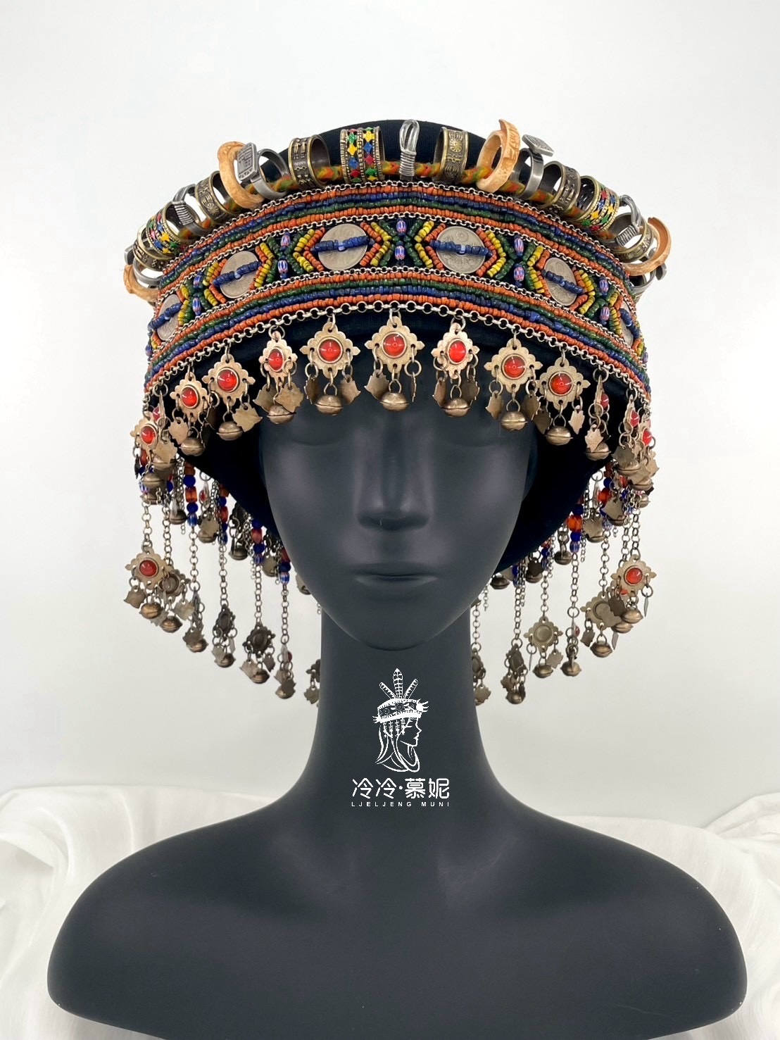 No.64貿易古珠來義式頭飾56cm