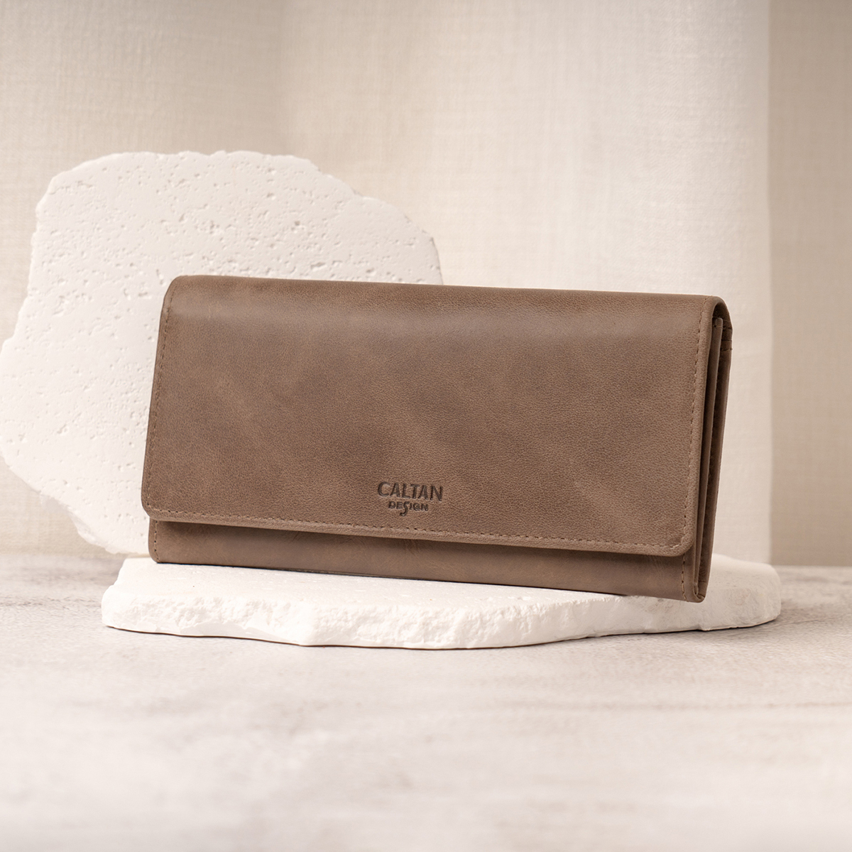 【招財母錢包💰】扣式真皮優美長夾-五色(075169)