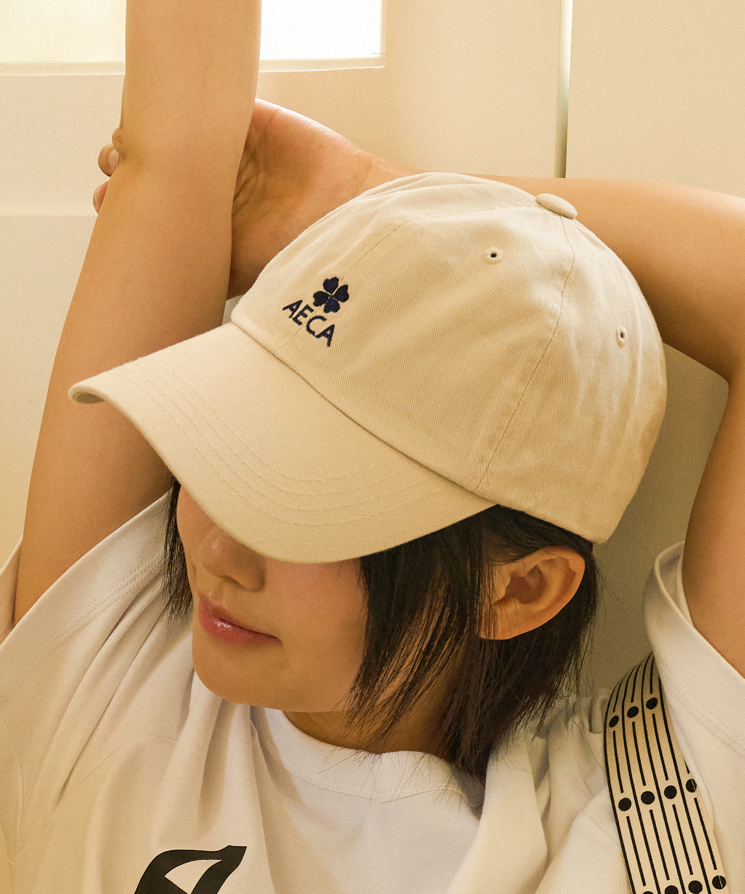 AECA CLOVER LOGO CAP BEIG SSBCACAST001C6NC