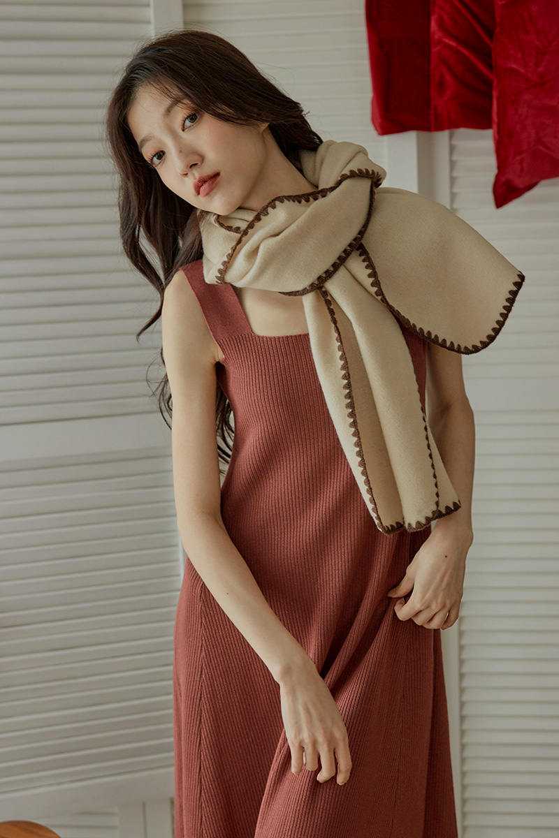 顯瘦美背針織連身裙