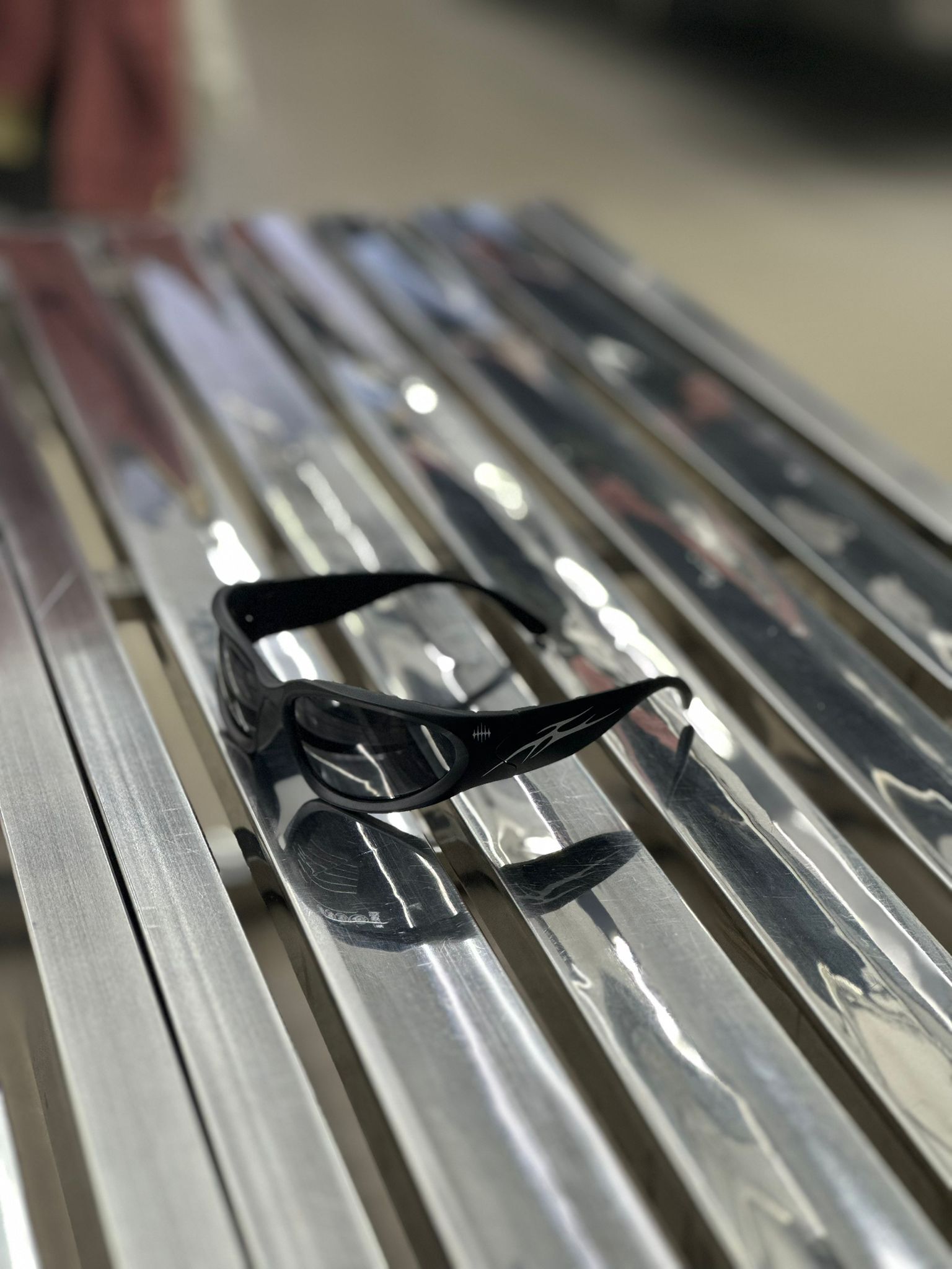 FLEXER8 - 819 Studio™︎ Y3K Sunglasses - Black