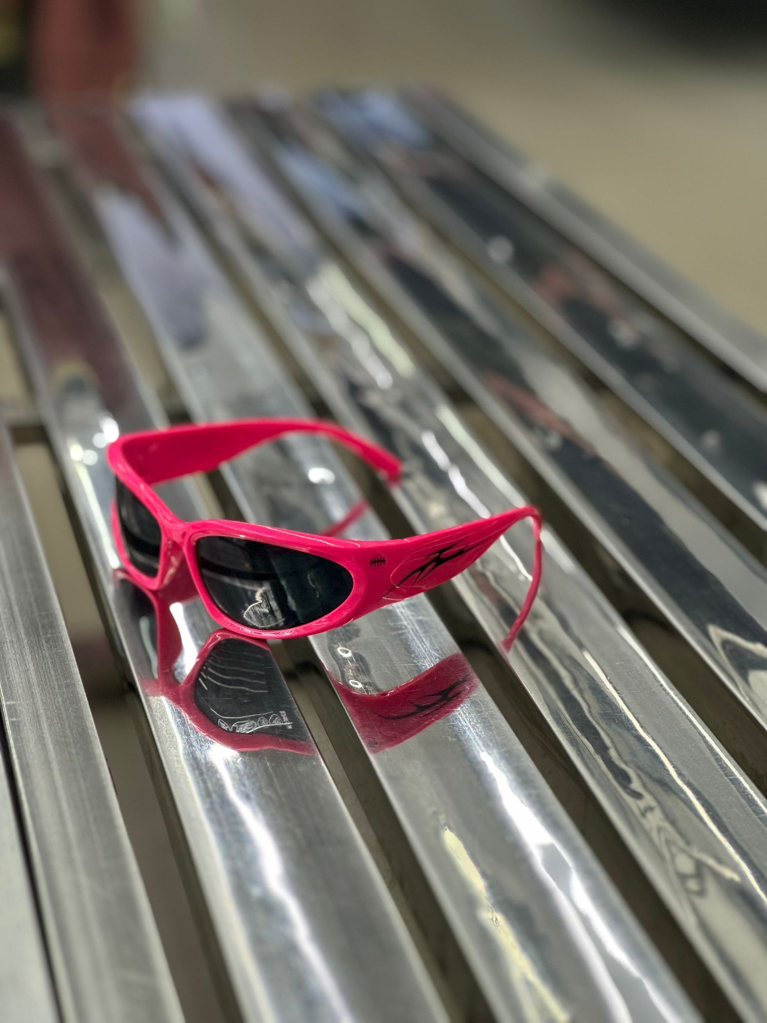 FLEXER8 - 819 Studio™︎ Y3K Sunglasses - Pink