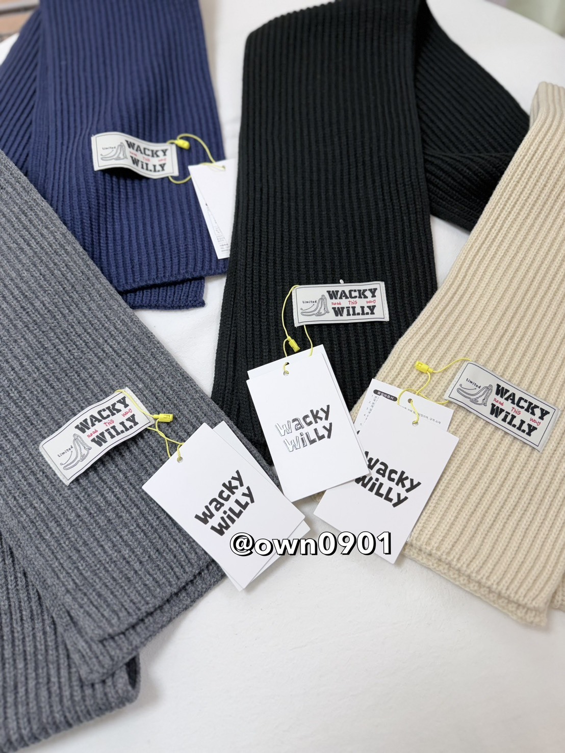 【OWN】Wacky Willy 圍巾 針織 編織 毛圈 小黃人 冬季 不分男女 黑色 灰色 深藍 奶茶