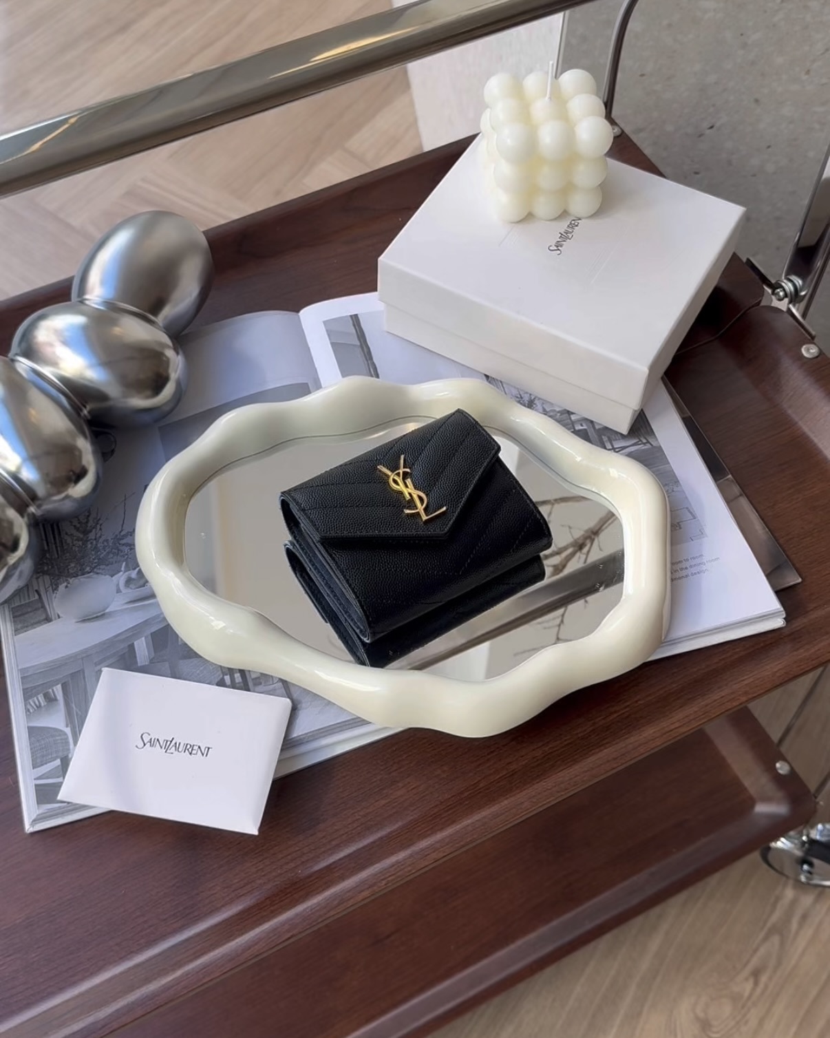 YSL｜魚子醬三折內零錢袋短夾 黑色