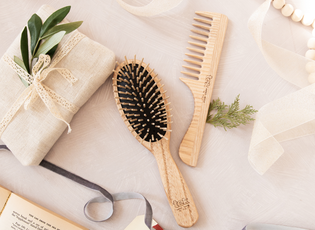 每天都該梳頭髮嗎？正確梳頭技巧與選梳指南，讓日常頭皮保養更確實
