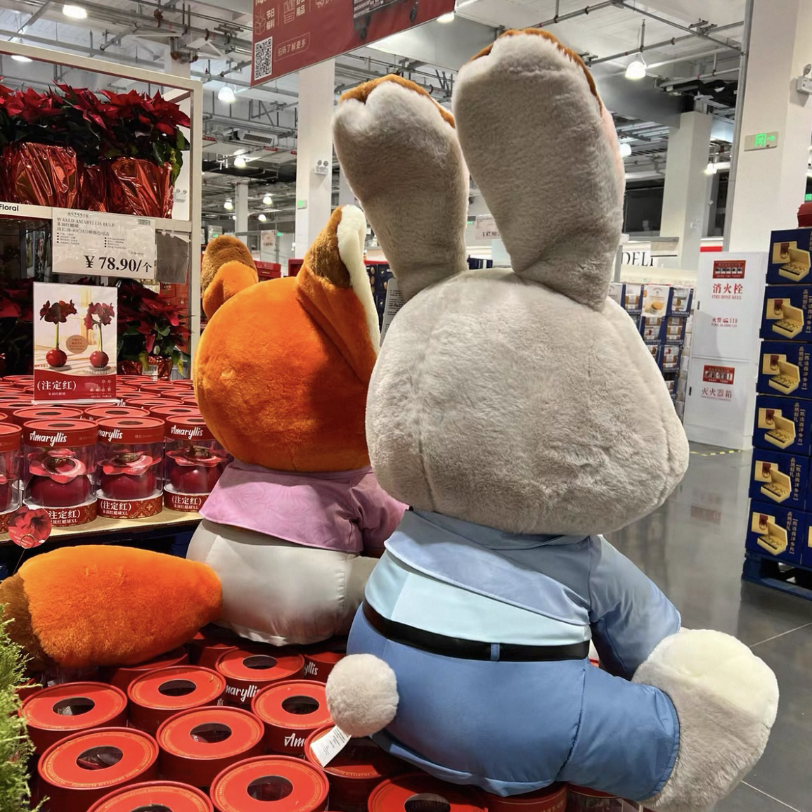 <海外好市多限定>動物方城市 迪士尼 茱蒂 尼克 豹警官 靠墊 毛絨 娃娃