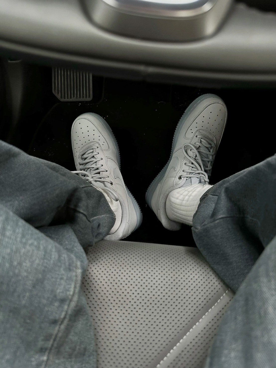 NIKE AIR FORCE 磨砂狼灰 霧面 冰晶底