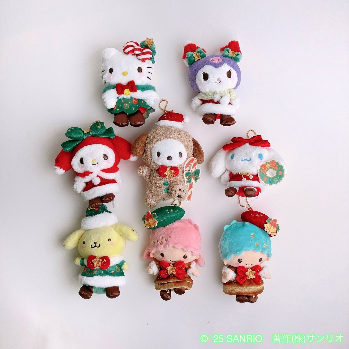 iSNEAKERS｜現貨 日本 Sanrio 三麗鷗 聖誕節限定 Kitty 大耳狗 帕洽狗 酷洛米 吊飾 娃娃