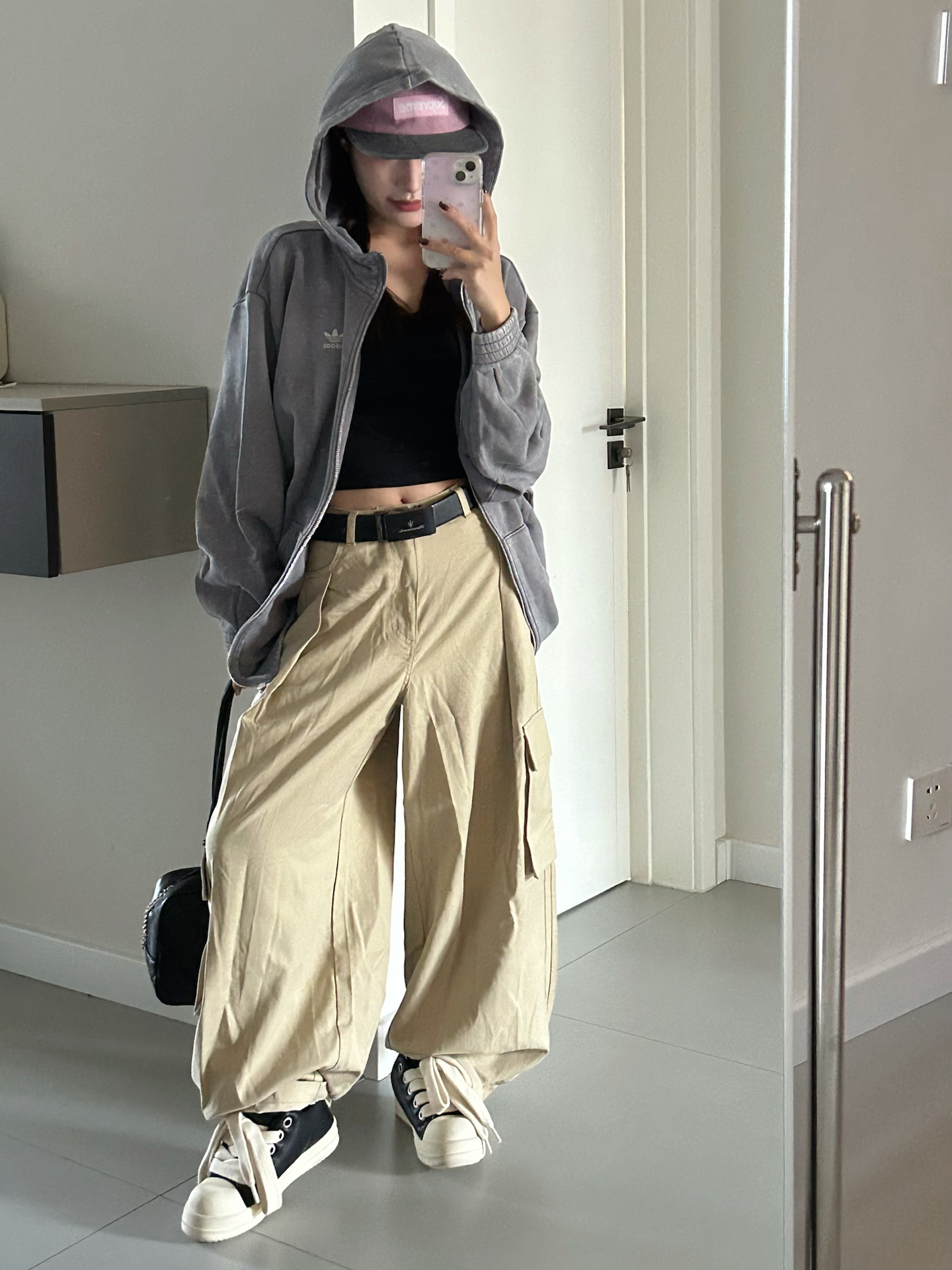 代購-Adidas originals 寬鬆時尚運動透氣純色工裝褲 女款