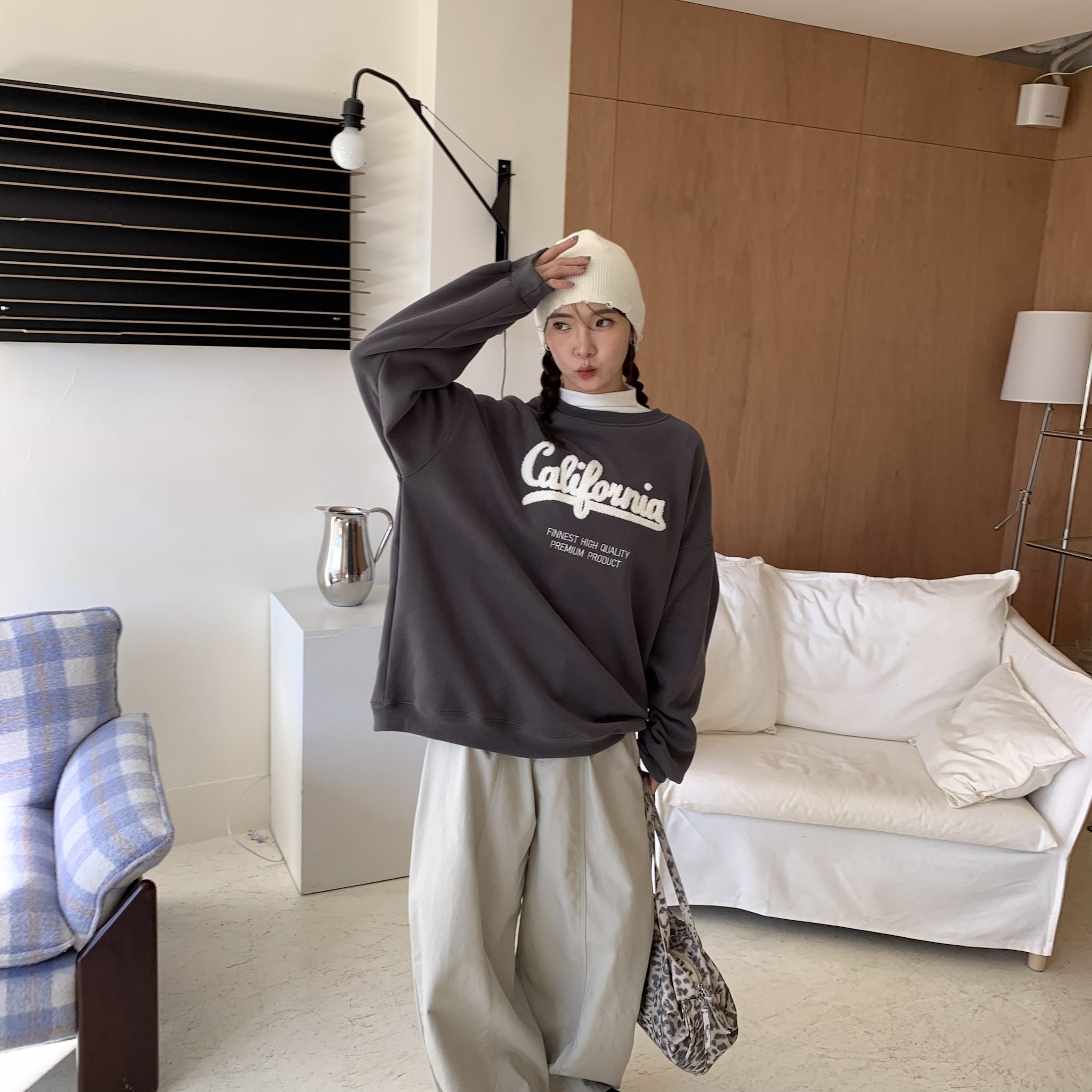 ISA_Cal Bear絨感 落肩寬鬆厚磅大學TEE_51156