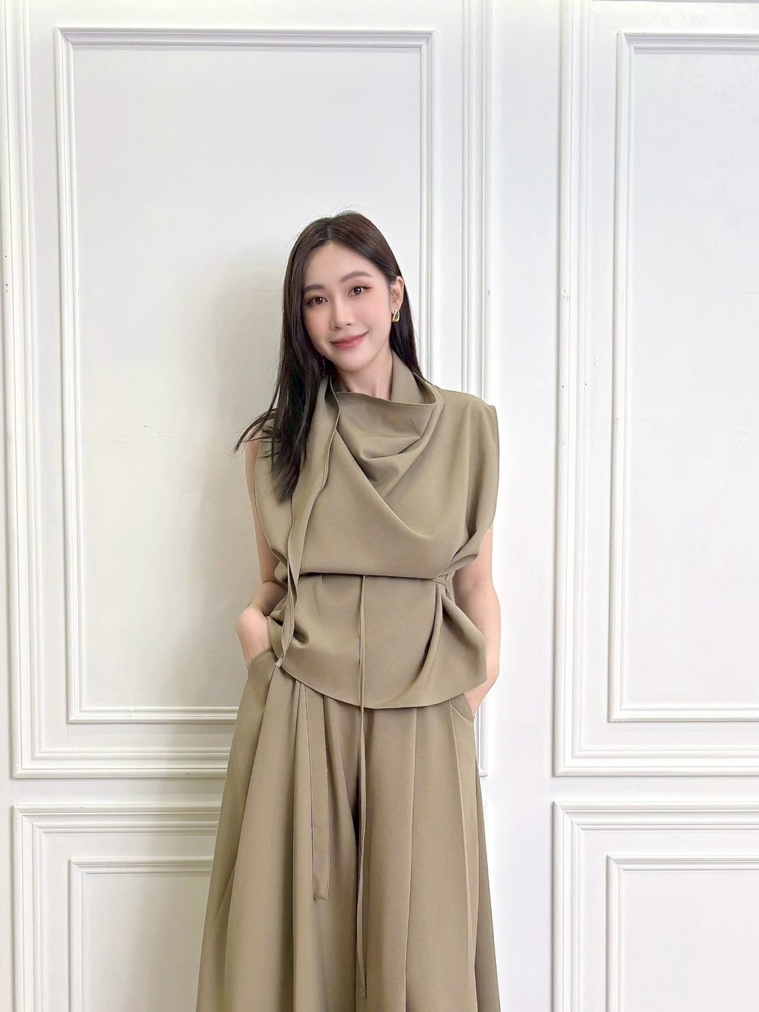 率性垂墜領背心套裝