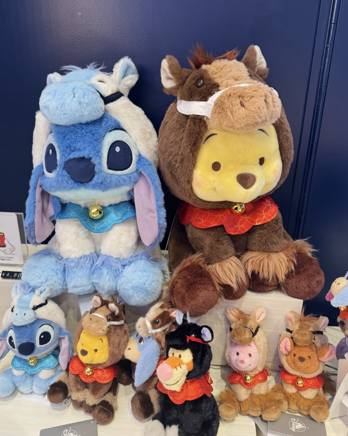 <東京迪士尼限定>新年系列 馬年 毛絨娃娃 吊飾 史迪奇 小熊維尼 小豬 小荳 跳跳虎 屹耳