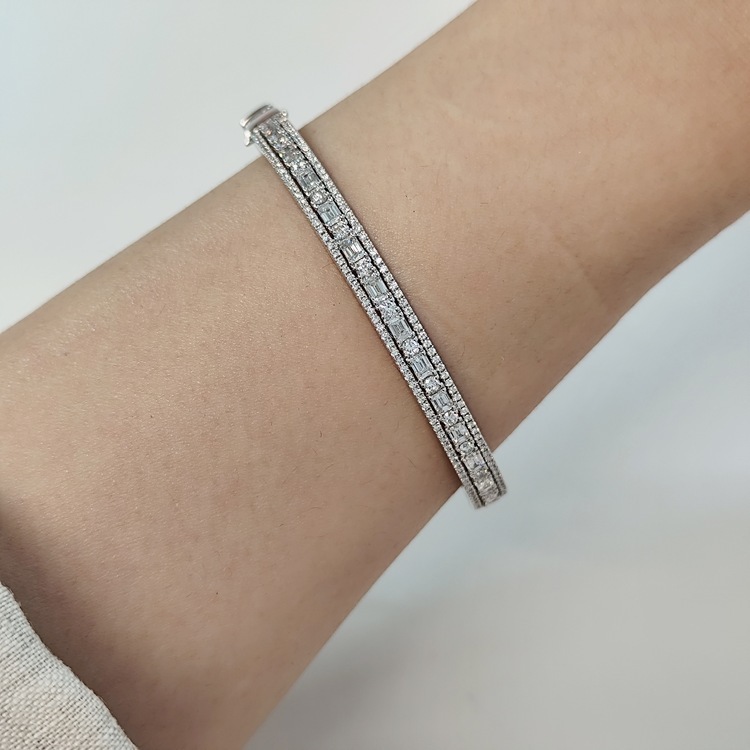 祖母綠切割及圓形鑽石手鐲