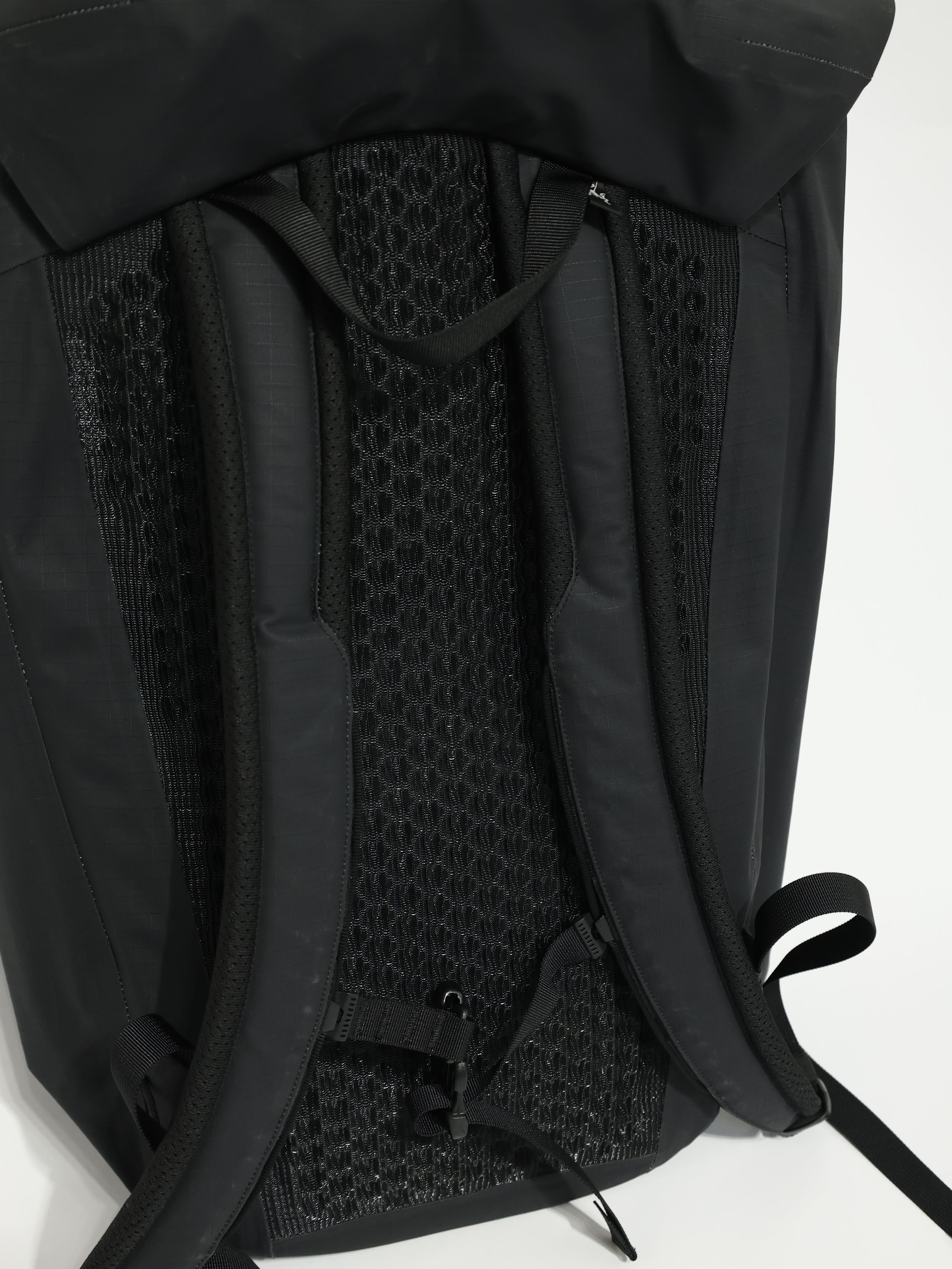 Arcteryx 始祖鳥 Granville 25L 多功能背包 X000009625