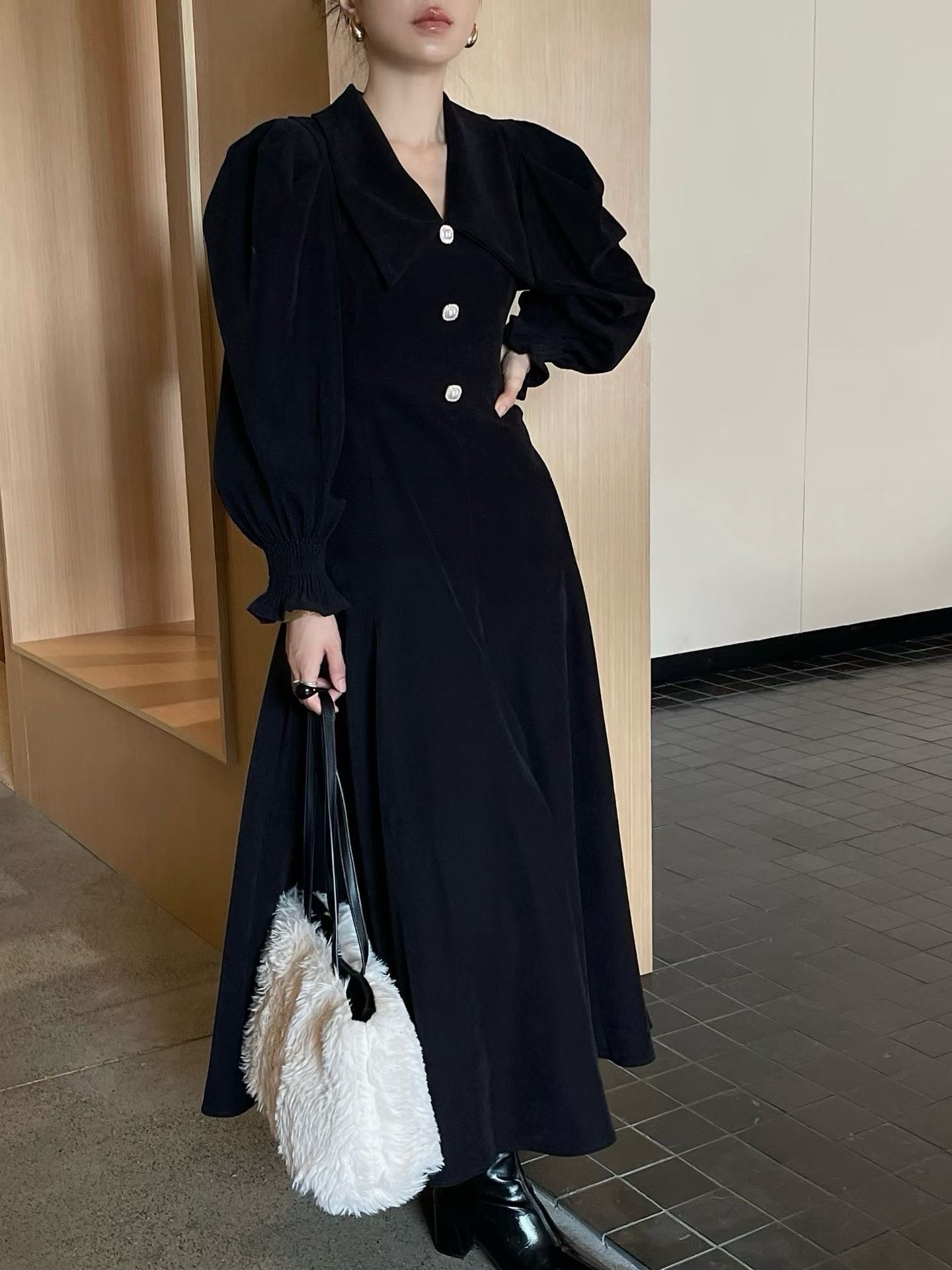 絨布法式大翻領長洋裝