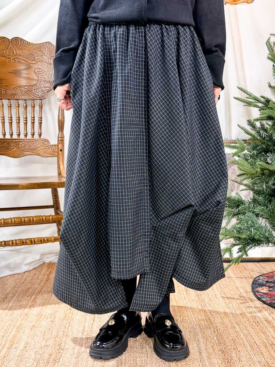 ⬇️開倉低至半價😱FINALSALE📣不規則下擺．橡根腰束繩．格仔扯布料 內絨絨 半截裙 (有袋)【不設退換】