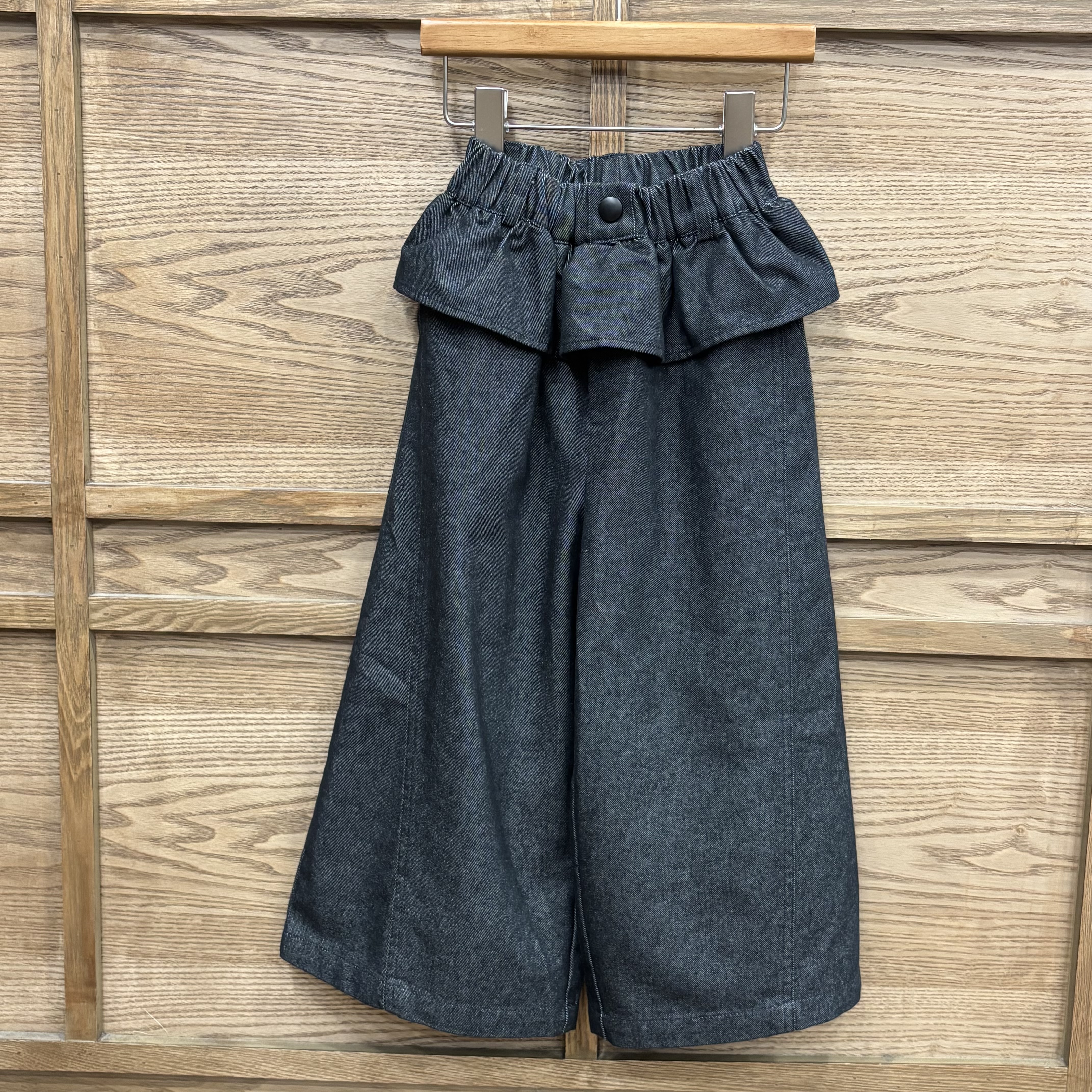 A03447 屁簾牛仔褲