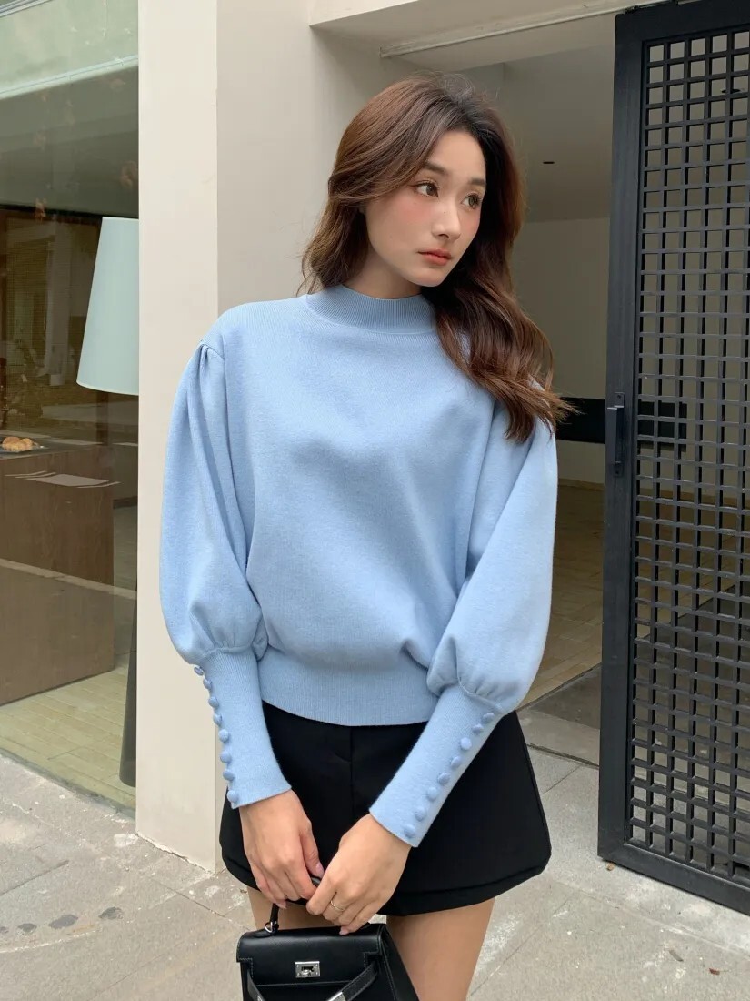 甜美氣息排釦澎澎袖造型圓領上衣-F / 2色 (Elegant & Love)