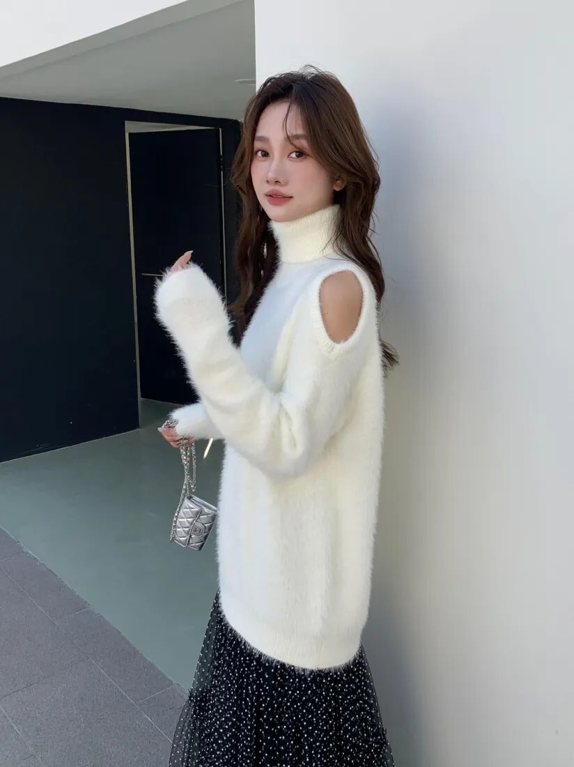 露肩造型溫暖馬海毛高領針織毛衣-F / 3色 (Elegant & Love)