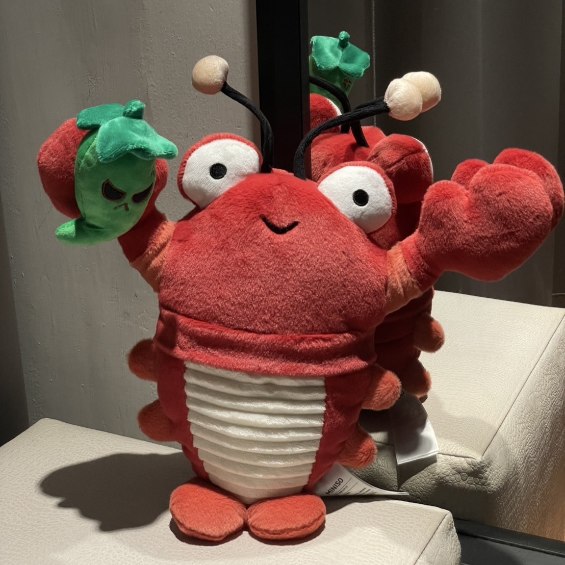 MINISO 麻辣小龍蝦 絨毛玩偶 MINISO001