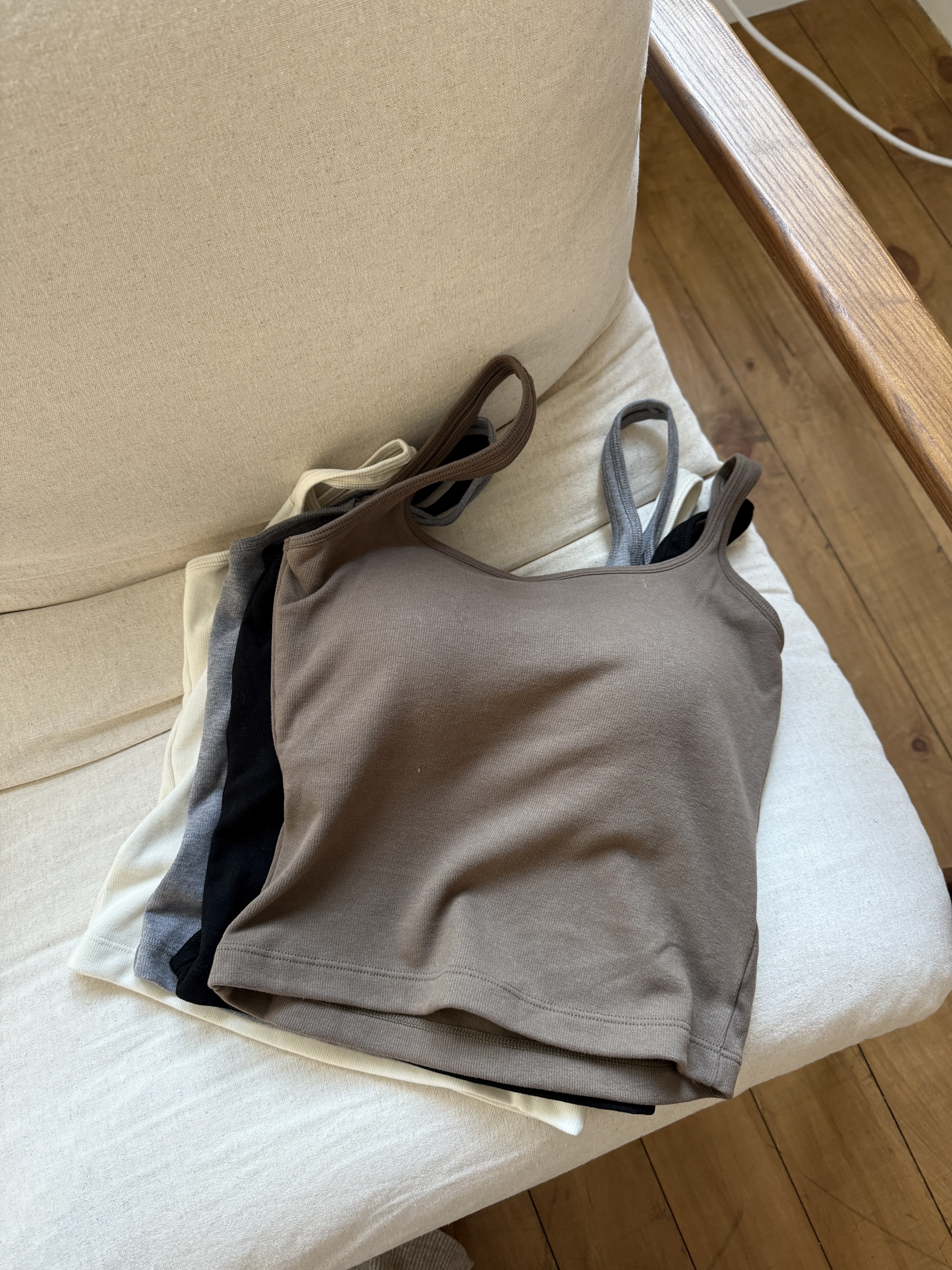 Dec5202 本期必選!穿搭神手內刷絨方領Bra Top 背心