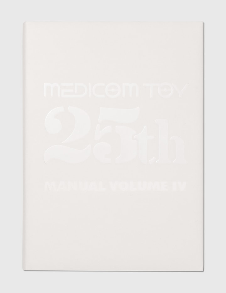 MEDICOM TOY 25th MANUAL VOLUME IV BE@RBRICK 25週年目錄