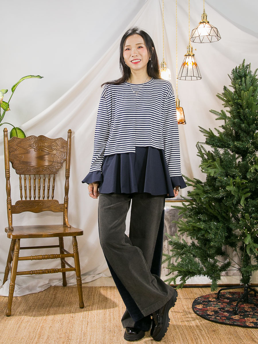 ⬇️開倉低至半價😱FINALSALE📣  下擺 袖口 扯布料．橫間COTTON料TOP【不設退換】