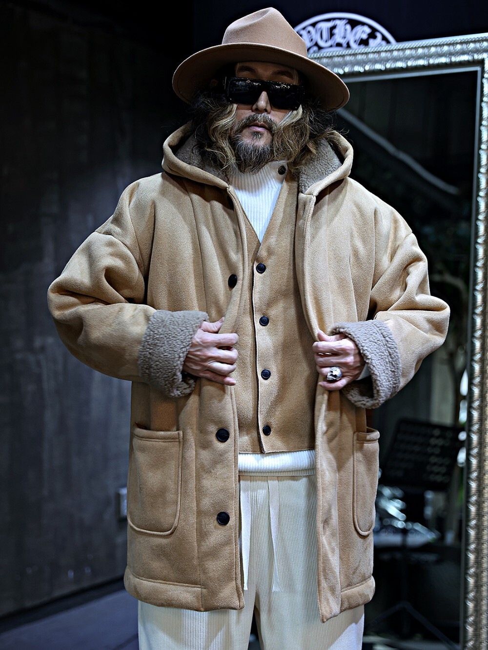 捲邊羊毛野馬連帽外套