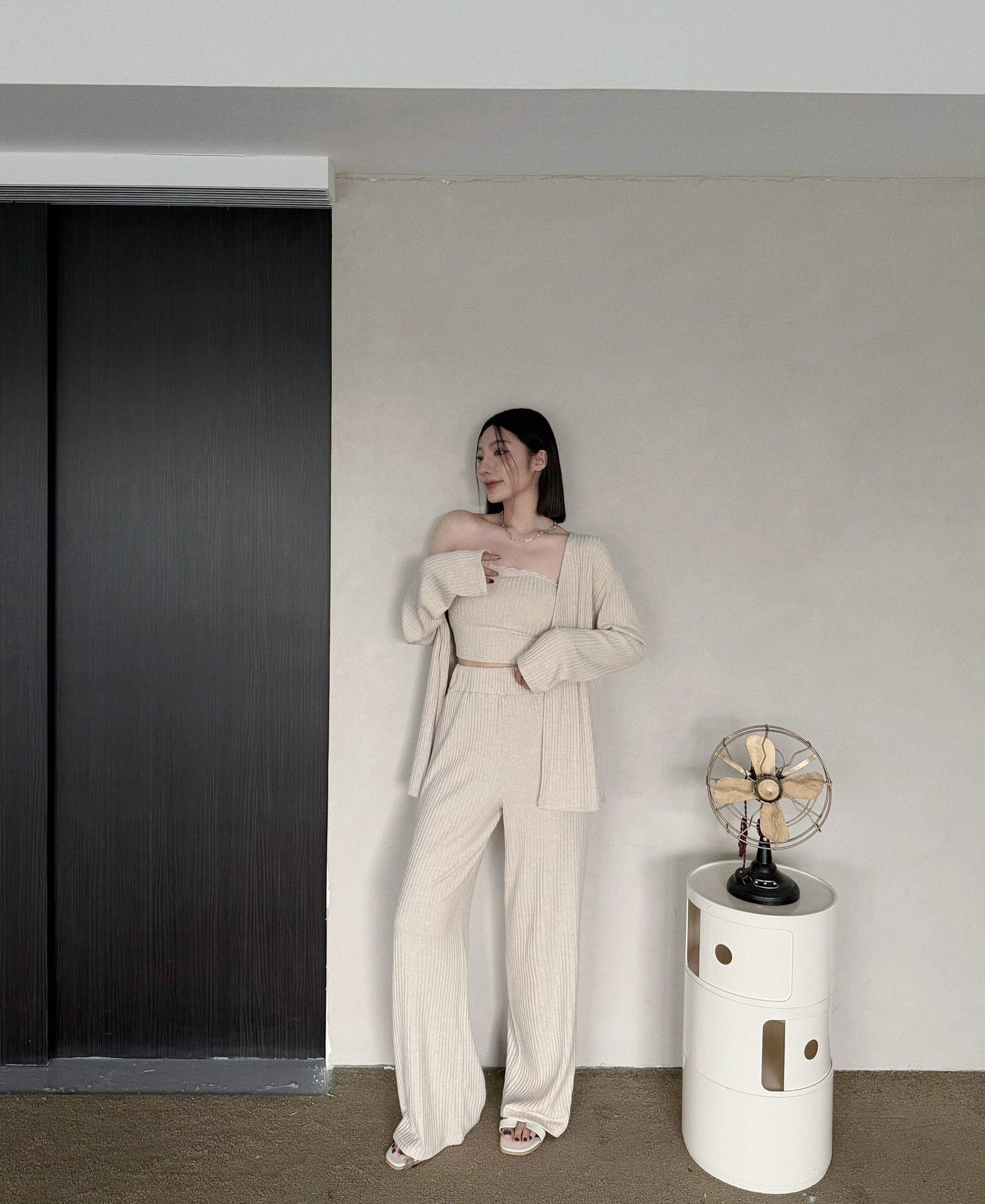 🇹🇼純欲平口蕾絲背心＋長外套set